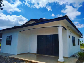 Casa Homestay D Sekinchan